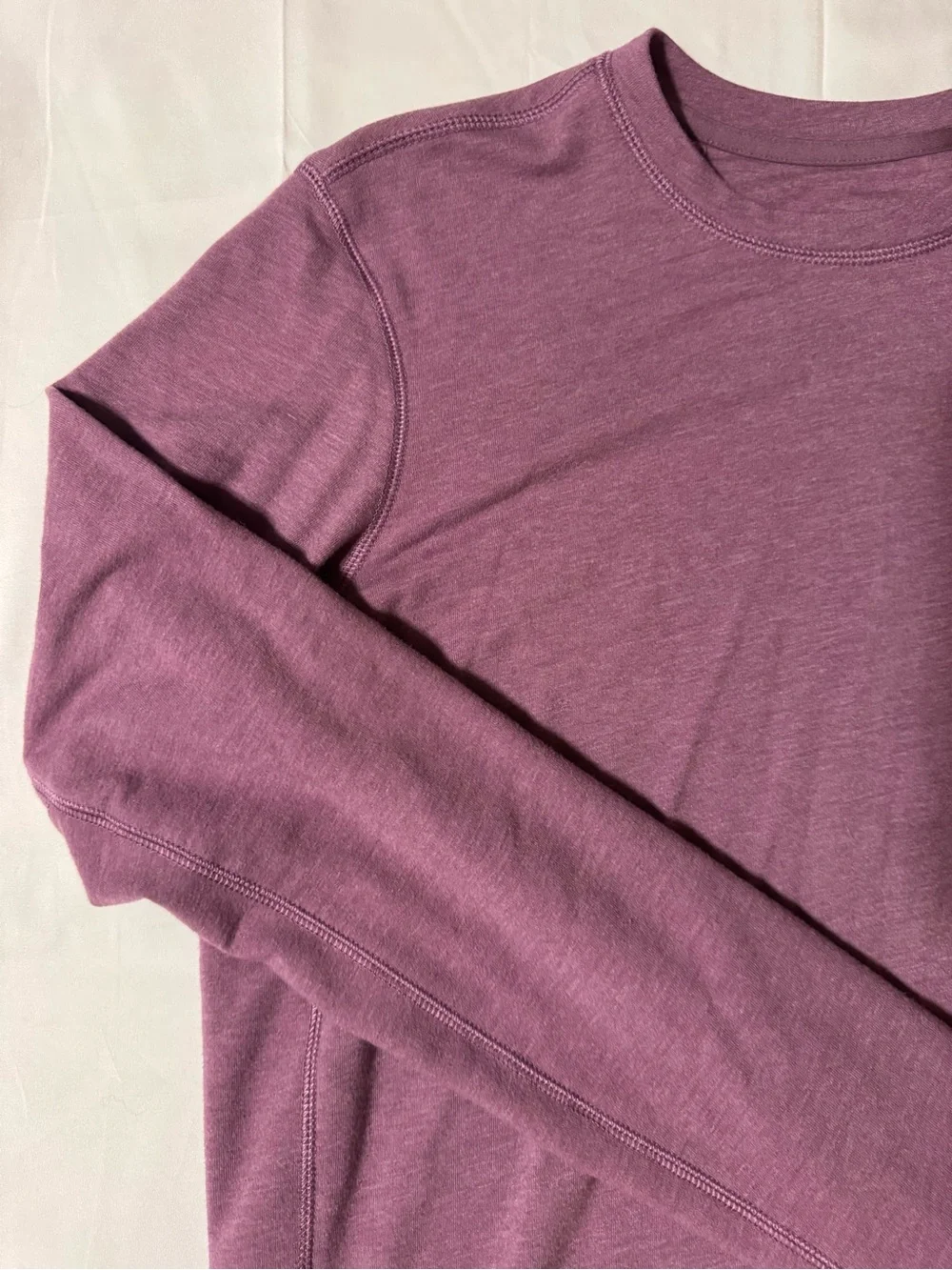 The North Face Men’s Crewneck Long Sleeve - Mauve Purple